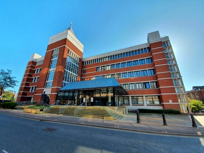 2 Bedroom Flat To Rent In Surrey Street, Norwich, NR1