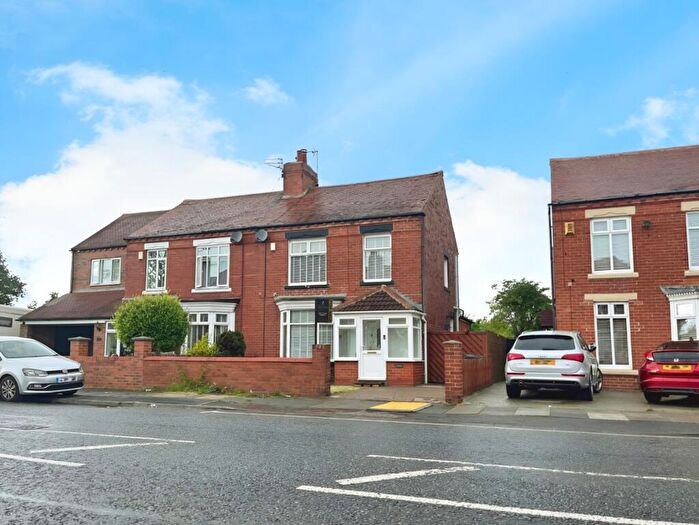 3 Bedroom Semi-Detached House For Sale In Harton Lane, South Shields, Tyne And Wear, NE34