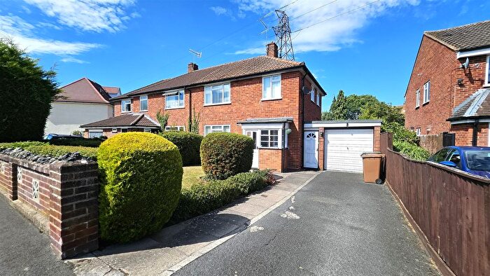 3 Bedroom Semi-Detached House For Sale In Himbleton Road, Worcester, WR2