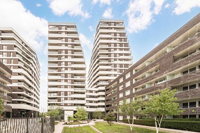 2 Bedroom Flat For Sale In Beck Square, Leyton, E10