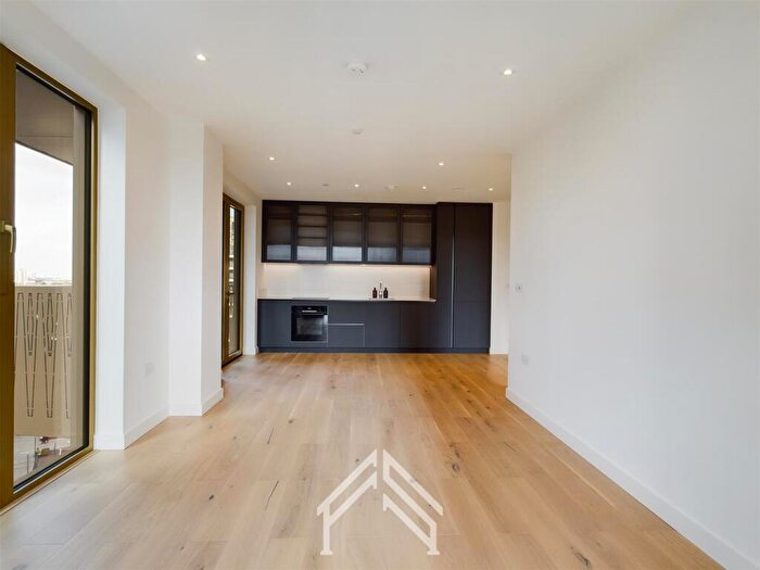 1 Bedroom Apartment To Rent In Ashley Road, London, N17