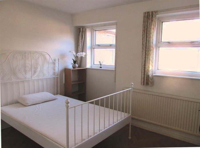 3 Bedroom Private Hall To Rent In Great Bed Student House In Salisbury Court, Lancaster, LA1