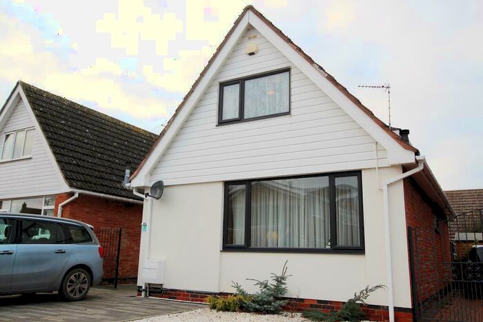 2 Bedroom Chalet To Rent In Cox Drive, Bottesford, Nottingham, Nottinghamshire, NG13
