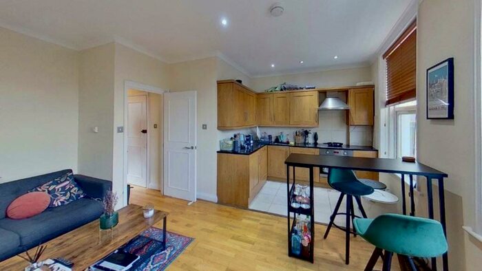1 Bedroom Flat To Rent In Cable Street, Shadwell, London, E1