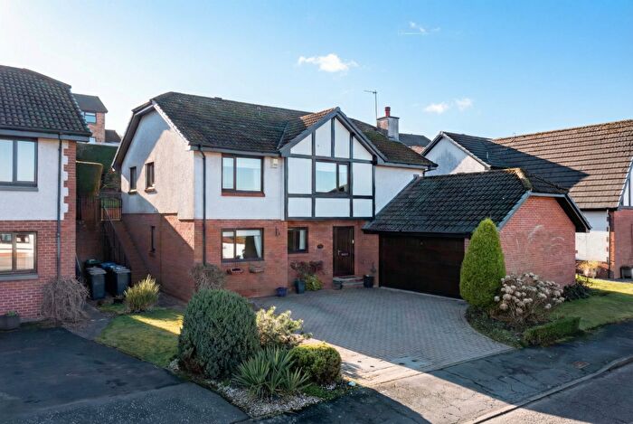 4 Bedroom Detached House For Sale In Douglas Avenue, Langbank, PA14