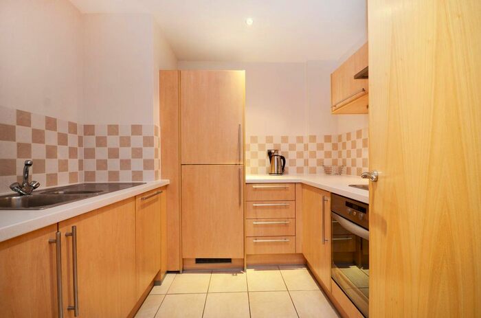 1 Bedroom Flat To Rent In Chapter Street, Westminster, London, SW1P
