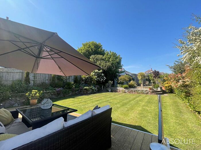 4 Bedroom Detached House For Sale In Upper Headland Park Road, Preston, TQ3