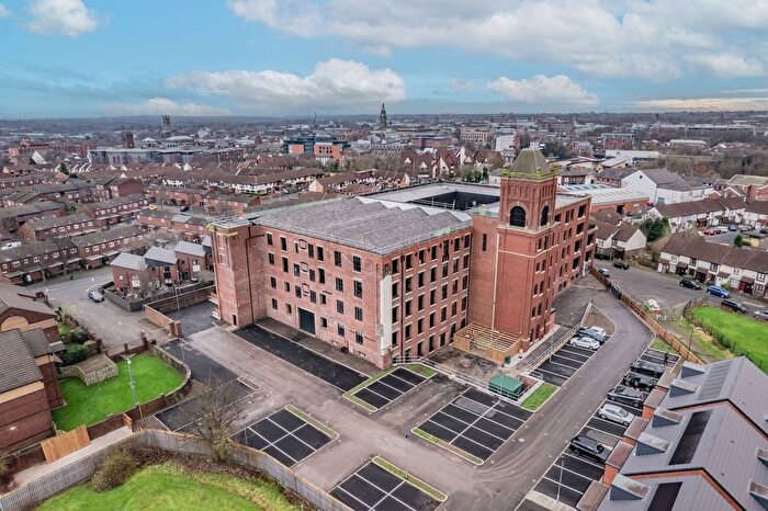 2 Bedroom Flat To Rent In Cotton Gardens, Bolton, BL1