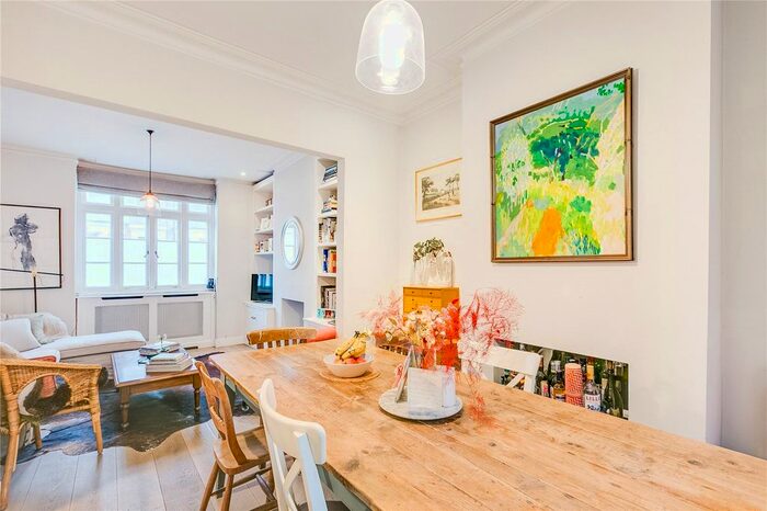 3 Bedroom Detached House To Rent In Tunis Road, London W12