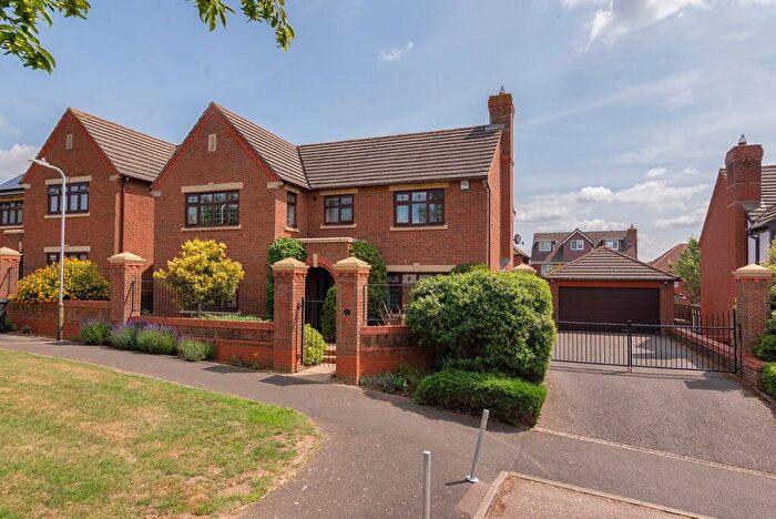 4 Bedroom Detached House For Sale In Garner Drive, East Malling, West Malling, ME19