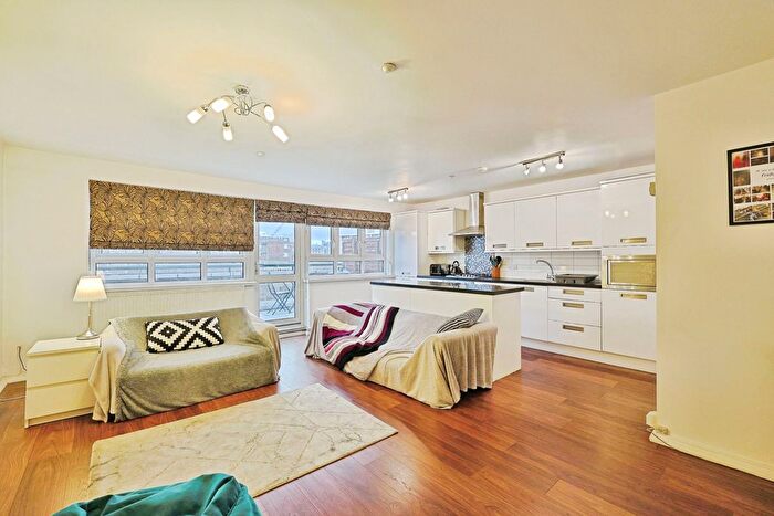 2 Bedroom Flat For Sale In Cheesemans Terrace, London, W14