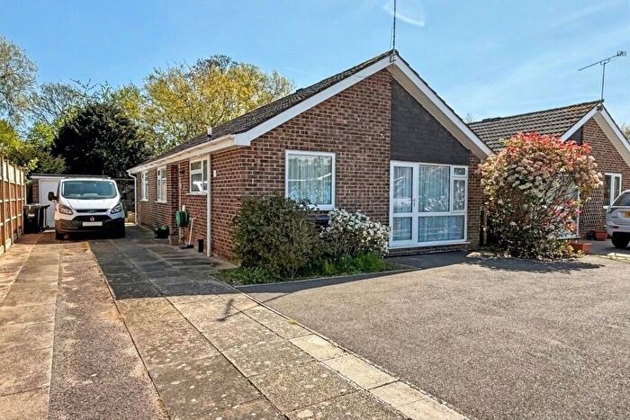 3 Bedroom Detached Bungalow For Sale In Fordingbridge, SP6