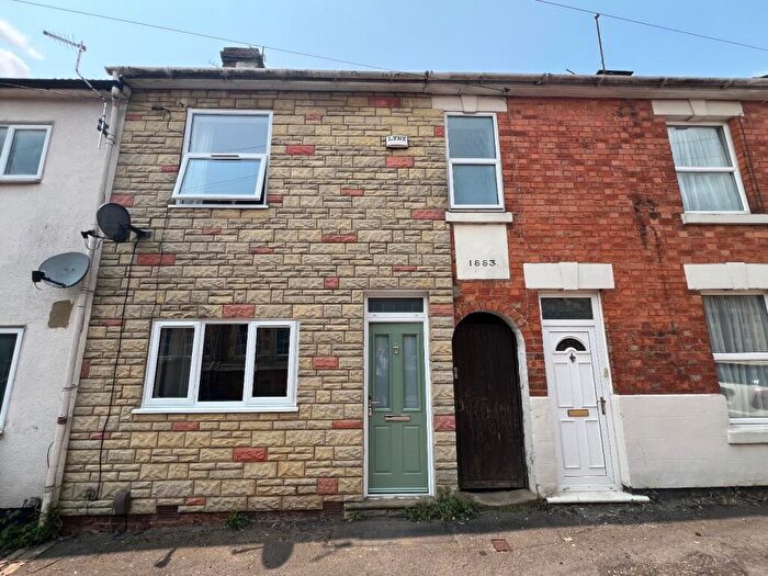 2 Bedroom Terraced House To Rent In Gladstone Street, Rothwell, NN14