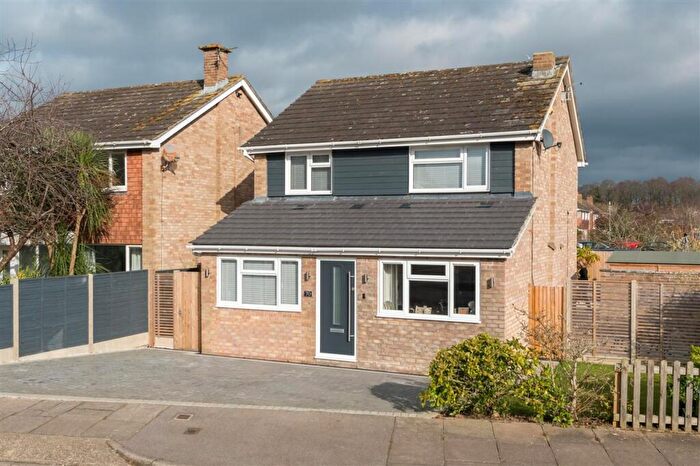 3 Bedroom Detached House For Sale In Salisbury Road, Canterbury, CT2