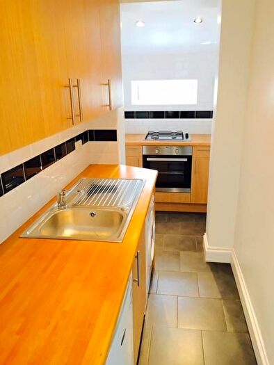 1 Bedroom Flat To Rent In Uxbridge Road, Acton, W3