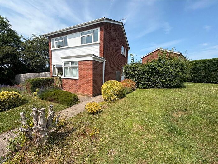 3 Bedroom Detached House For Sale In Fishers Close, Kilsby, Northamptonshire, CV23