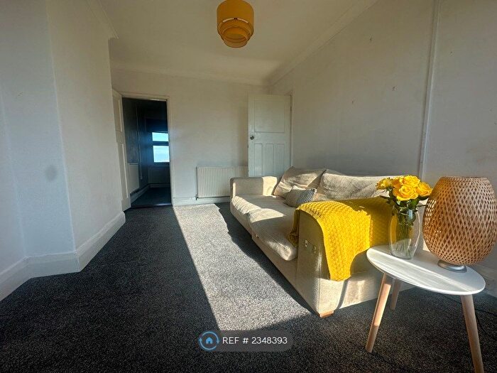 1 Bedroom Flat To Rent In Mount Wise, Newquay, TR7