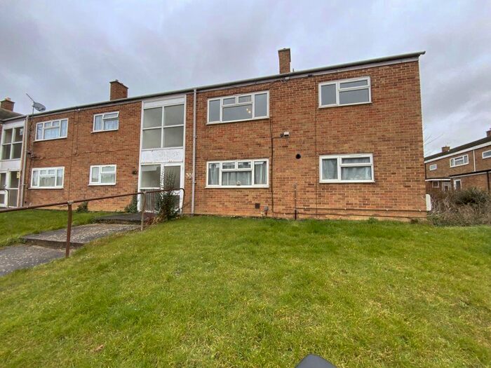 1 Bedroom Property To Rent In Barn Mead, Harlow, Essex, CM18