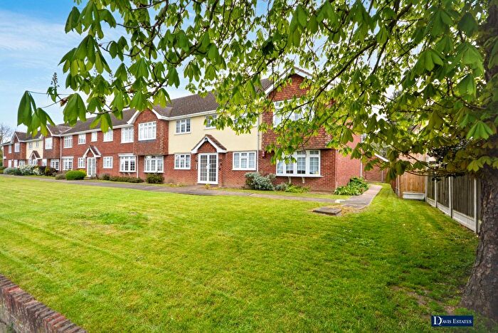 2 Bedroom Flat For Sale In Nelmes Court, Nelmes Way, Emerson Park, Hornchurch, RM11
