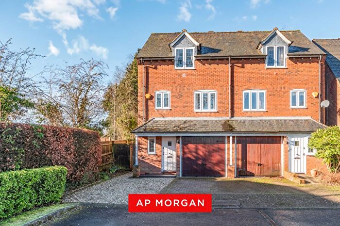 3 Bedroom Semi Detached House For Sale In Shakels Close, Crabbs Cross, Redditch, Worcestershire, B97