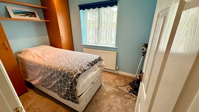 3 Bedroom Detached Bungalow For Sale In Harcourt Avenue, St George, Bristol, BS5
