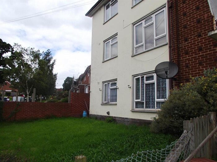 2 Bedroom Apartment To Rent In Exeter, EX4