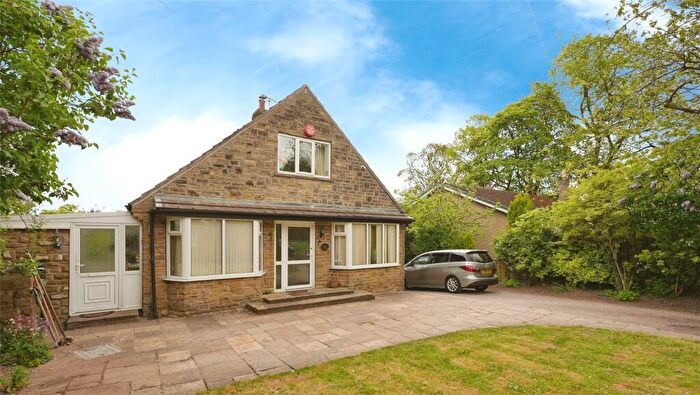 4 Bedroom Detached House For Sale In Bradford Road, Huddersfield, HD2