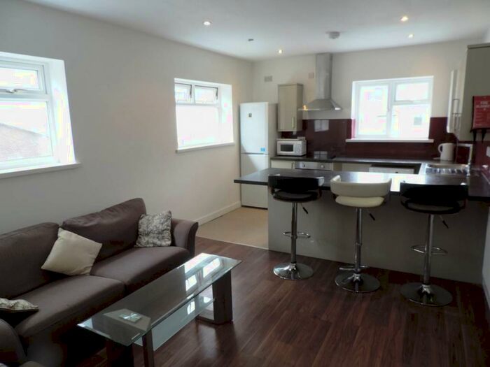 4 Bedroom House To Rent In Wyeverne Road, First Floor Flat, Cathays, Cardiff, CF24