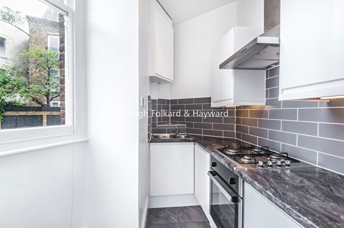 1 Bedroom Flat To Rent In Blythe Road, London, W14