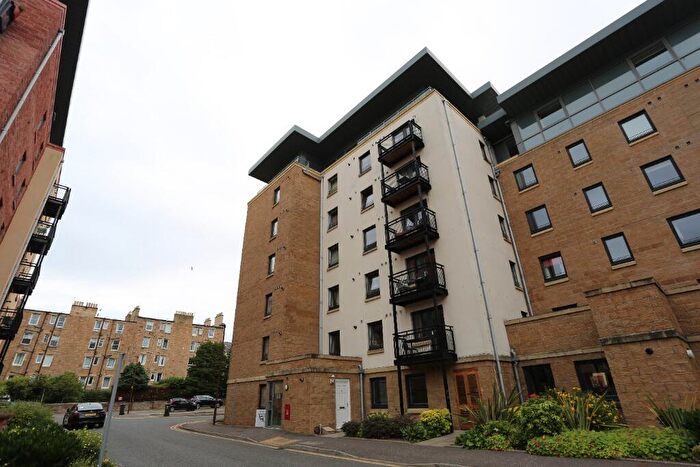 1 Bedroom Flat To Rent In Slateford Gait, Slateford, Edinburgh, EH11