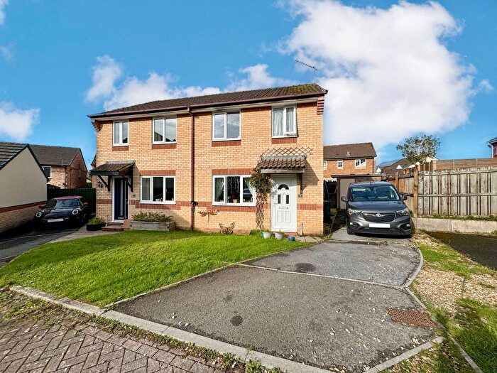 3 Bedroom Semi Detached House For Sale In Naseby Drive, Heathfield, Newton Abbot, TQ12