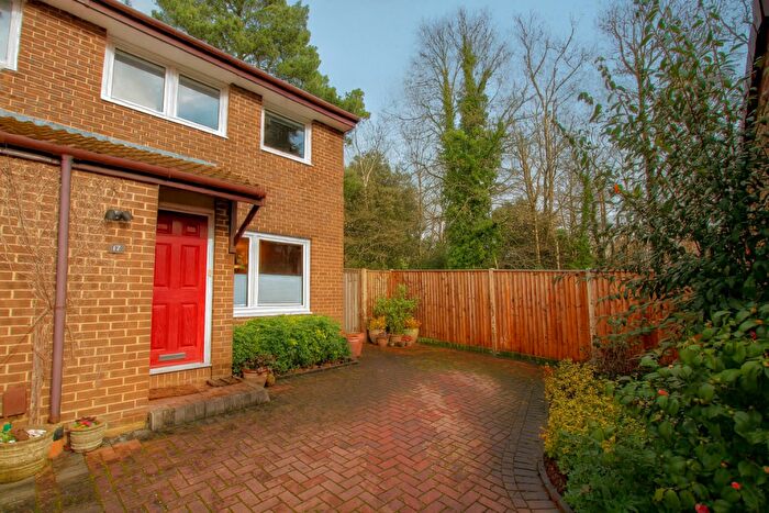 3 Bedroom Semi Detached House For Sale In Allbrook Knoll, Eastleigh, SO50