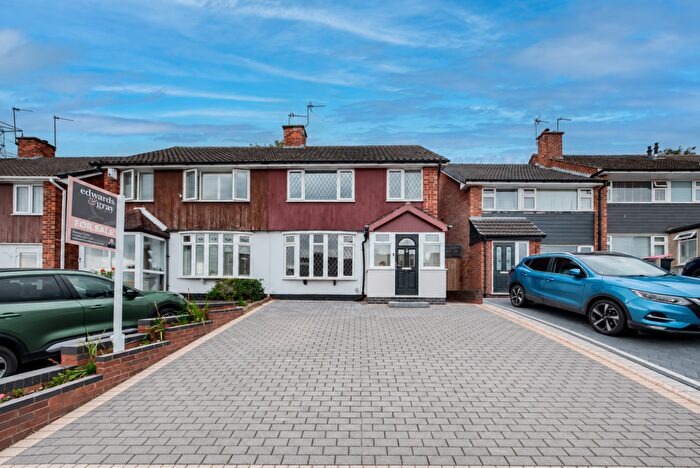 3 Bedroom Semi Detached House For Sale In Norton Road, Coleshill, B46