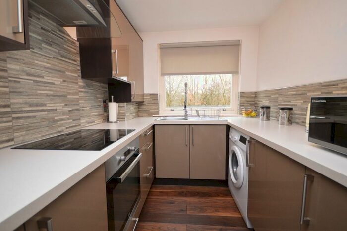 2 Bedroom Flat To Rent In Burncrooks Avenue, East Kilbride, South Lanarkshire, G74