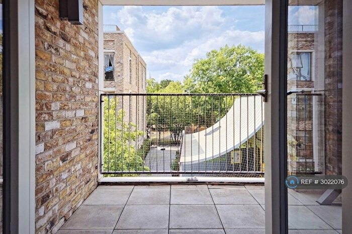 2 Bedroom Flat To Rent In Pippin House, London, N17