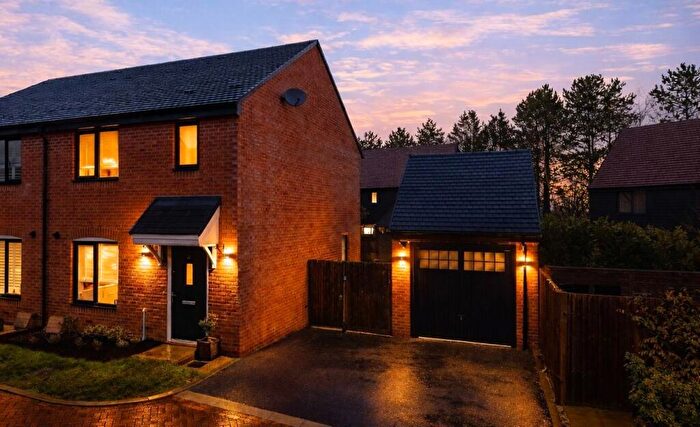 3 Bedroom Semi-Detached House For Sale In Hawthorn Lane, Lindfield, RH16