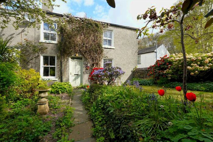 3 Bedroom Semi-Detached House For Sale In Ireleth, Askam-In-Furness, LA16