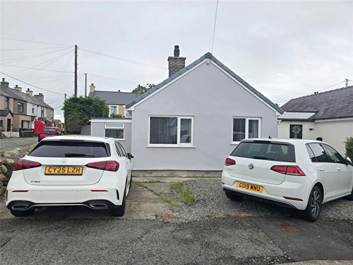 3 Bedroom Bungalow For Sale In Erw Wen, Caeathro, Caernarfon, Gwynedd, LL55