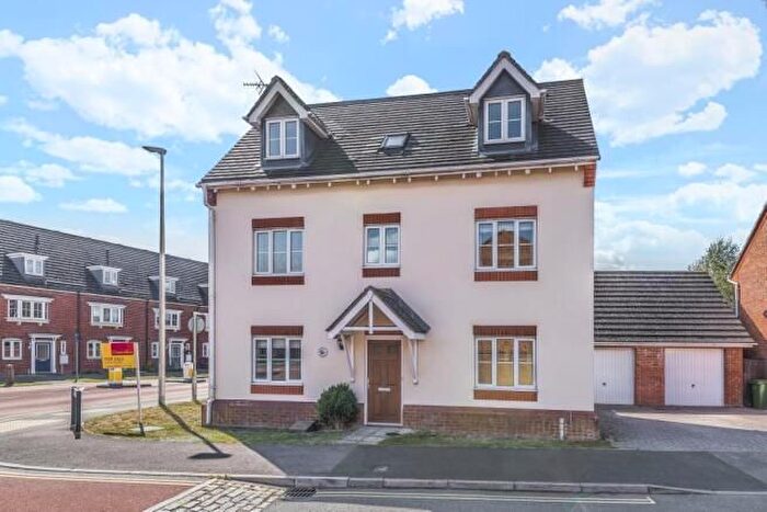 4 Bedroom Detached House To Rent In Horne Road, Thatcham, RG19