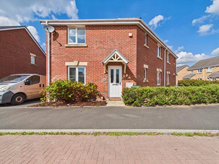 3 Bedroom Semi-Detached House To Rent In St Ilid's Meadow, Llanharan, Pontyclun, CF72
