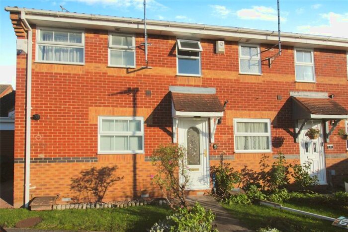 2 Bedroom Terraced House To Rent In Warwick Place, Basildon, SS16