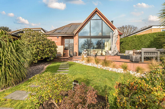 5 Bedroom Detached House For Sale In Sandy Lane, Wokingham, Berkshire, RG41