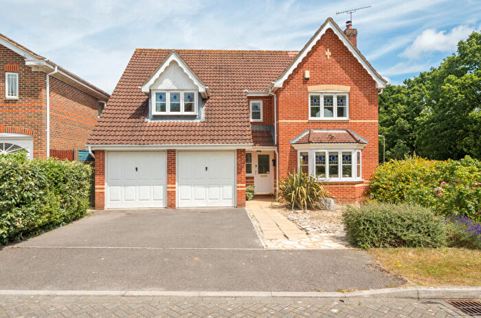 4 Bedroom Detached House For Sale In Newlands Close, Chandler's Ford, Eastleigh, Hampshire, SO53
