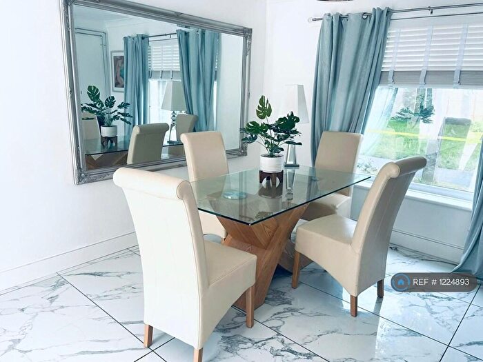 3 Bedroom Terraced House To Rent In Fullers Mead, Harlow, CM17