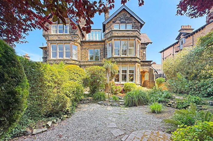 6 Bedroom Semi-Detached House For Sale In Ripon Road, Harrogate, HG1