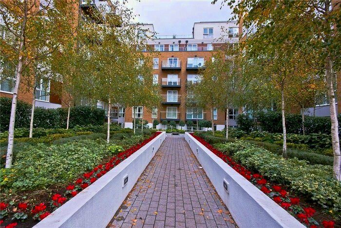 1 Bedroom Flat To Rent In Bromyard Avenue, London, W3