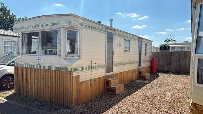 2 Bedroom Mobile/park Home To Rent In Miles Tree Lane, Coventry, CV2