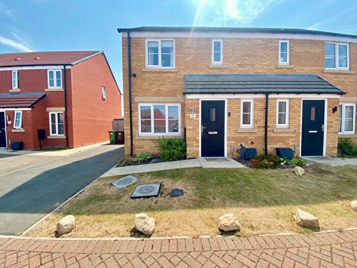 3 Bedroom Semi-Detached House For Sale In Morton Close, Hampton Gardens, Peterborough, PE7