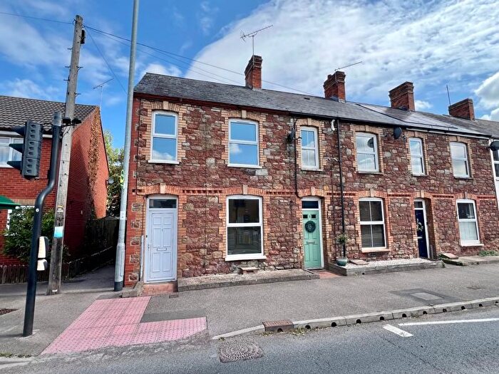 3 Bedroom End Of Terrace House For Sale In Spring Terrace, Taunton - No Onward Chain!, TA2