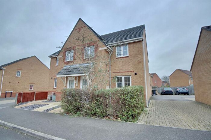 3 Bedroom House To Rent In Saxon Shore Road, Portsmouth, PO6